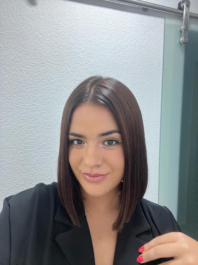 foto amalia cv